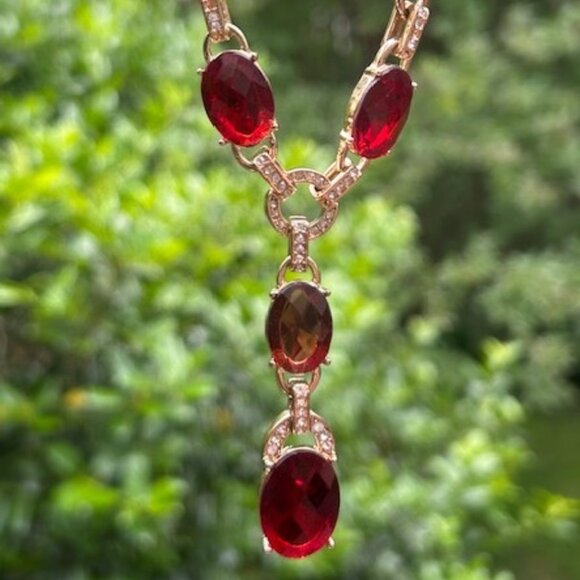 ANNE KLEIN Gold Tone Red Faceted Stone Rhinestone NECKLACE EARRINGS SET (A) - Picture 2 of 10